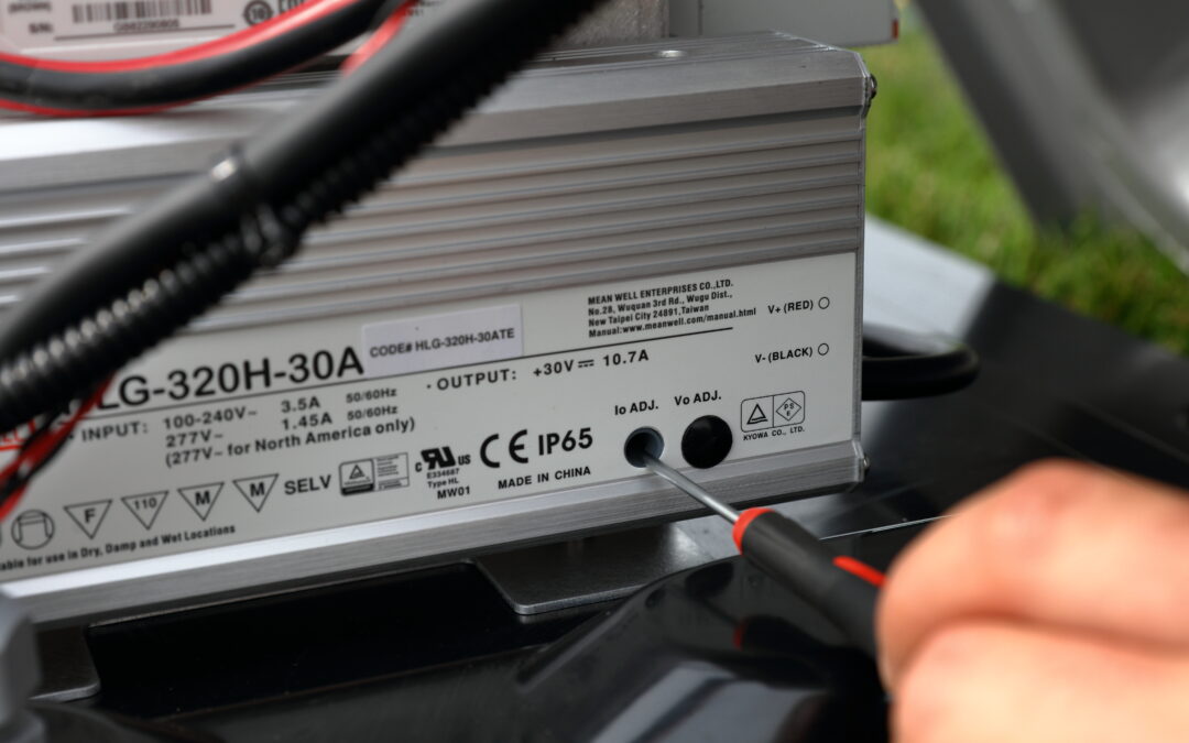 Problem-solving techniques for robotic mower battery issues